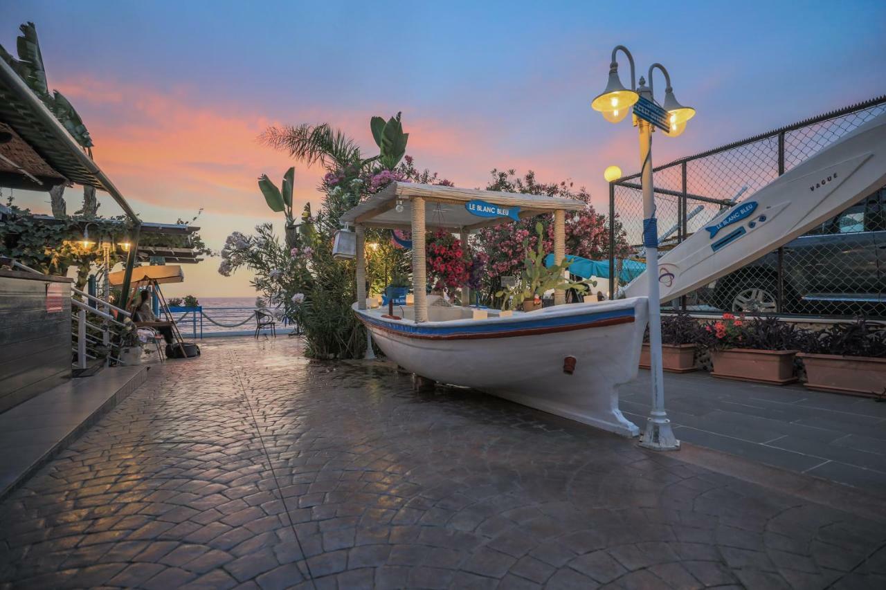 Le Blanc Bleu Byblos Exterior foto